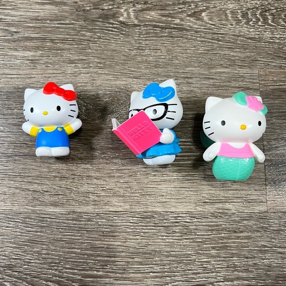 Lot of 3 Hello Kitty McDonald's toys - Picture 1 of 2